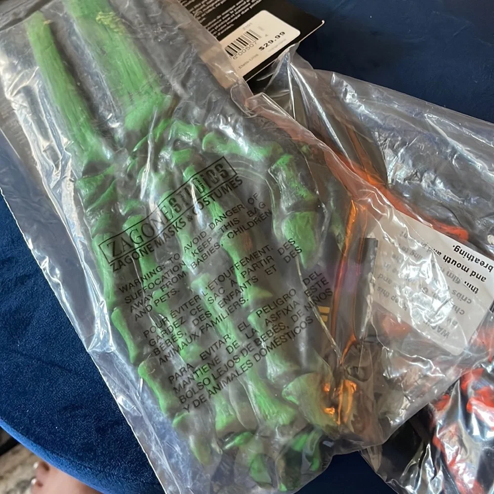Zagone studios reactive black light gloves